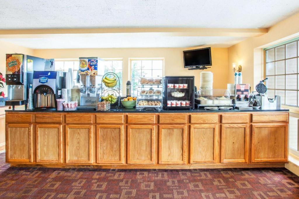 Travelodge By Wyndham South Burlington Eksteriør bilde